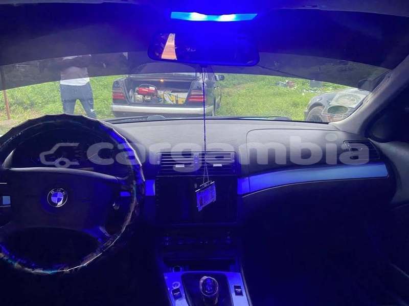 Big with watermark bmw 02 e10 kanifing serekunda 3105