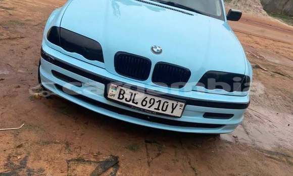 Dieundeu Occasion BMW 02 (E10) Blue Auto in Serekunda in Kanifing Dieundeu Occasion BMW 02 (E10) Blue Auto in Serekunda in Kanifing