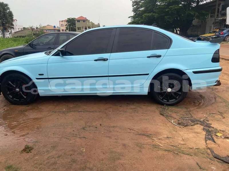 Big with watermark bmw 02 e10 kanifing serekunda 3105