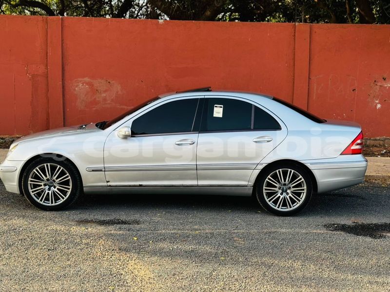 Big with watermark mercedes benz c classe kanifing bakau 3109