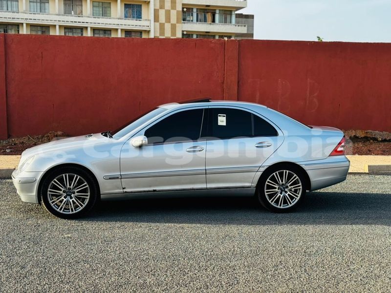Big with watermark mercedes benz c classe kanifing bakau 3109