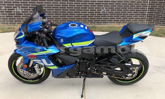 اشتري مستعمل Suzuki GSX–R Blue دراجة نارية في Banjul في Banjul اشتري مستعمل Suzuki GSX–R Blue دراجة نارية في Banjul في Banjul