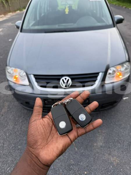 Big with watermark volkswagen touran kanifing bakau 3111