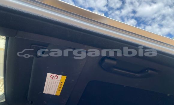 Buy Import Mercedes-Benz C-klasse Silver Car in Bakau in Kanifing Buy Import Mercedes-Benz C-klasse Silver Car in Bakau in Kanifing