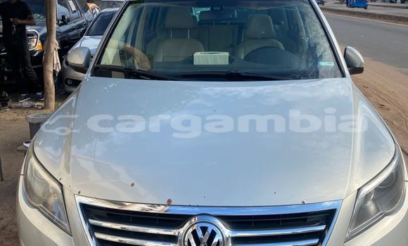 Buy Import Volkswagen Tiguan White Car in Bakau in Kanifing Buy Import Volkswagen Tiguan White Car in Bakau in Kanifing
