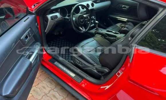 Acheter Occasion Voiture Ford Mustang Rouge à Banjul, Banjul Acheter Occasion Voiture Ford Mustang Rouge à Banjul, Banjul