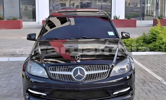 Buy Used Mercedes-Benz C-Classe Black Car in Bakau in Kanifing