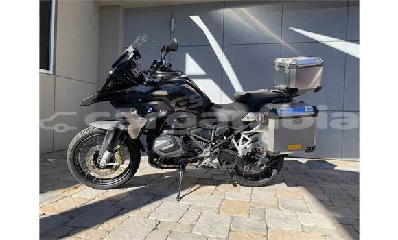 اشتري مستعمل BMW R1200GS Adventure Beige دراجة نارية في Banjul في Banjul اشتري مستعمل BMW R1200GS Adventure Beige دراجة نارية في Banjul في Banjul