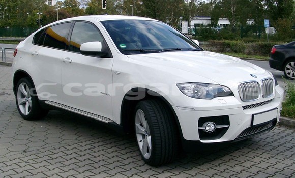 اشتري Imported BMW X6 White سيارة في Farafenni في Kerewan اشتري Imported BMW X6 White سيارة في Farafenni في Kerewan