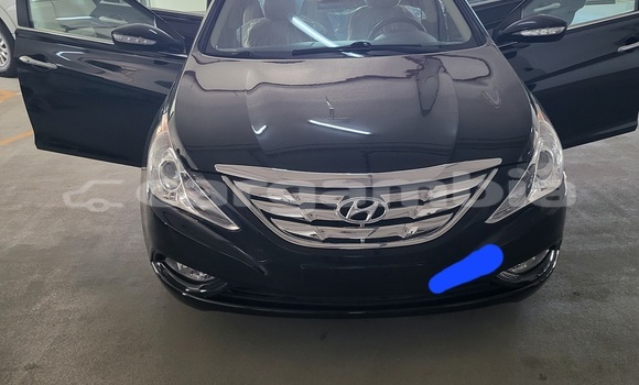 اشتري مستعمل Hyundai Sonata Black سيارة في Banjul في Banjul