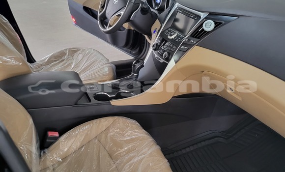 Dieundeu Occasion Hyundai Sonata Black Auto in Banjul in Banjul Dieundeu Occasion Hyundai Sonata Black Auto in Banjul in Banjul