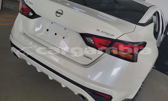 Dieundeu Occasion Nissan Altima White Auto in Banjul in Banjul Dieundeu Occasion Nissan Altima White Auto in Banjul in Banjul