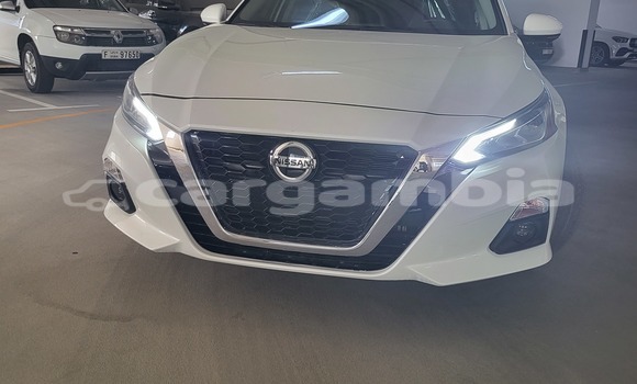 Dieundeu Occasion Nissan Altima White Auto in Banjul in Banjul Dieundeu Occasion Nissan Altima White Auto in Banjul in Banjul