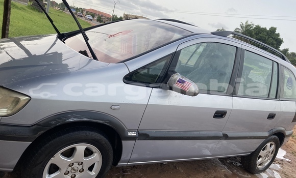 Dieundeu Occasion Opel Zafira Silver Auto in Brikama in Brikama Dieundeu Occasion Opel Zafira Silver Auto in Brikama in Brikama