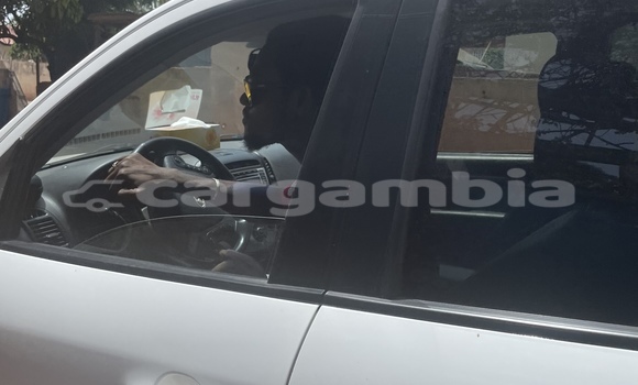 Buy Used Hyundai Santa Fe White Car in Sukuta in Brikama Buy Used Hyundai Santa Fe White Car in Sukuta in Brikama