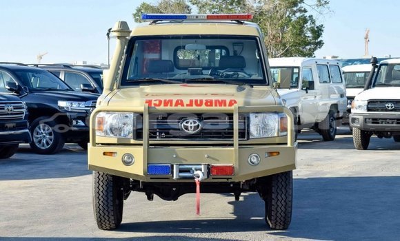 اشتري جديد Toyota Land Cruiser Beige سيارة في Bakau في Kanifing اشتري جديد Toyota Land Cruiser Beige سيارة في Bakau في Kanifing