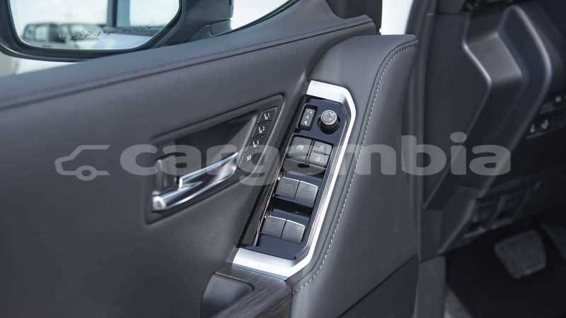 Big with watermark toyota land cruiser kanifing bakau 386