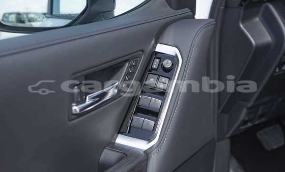 Buy New Toyota Land Cruiser White Car in Bakau in Kanifing Buy New Toyota Land Cruiser White Car in Bakau in Kanifing