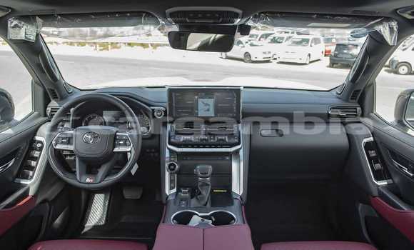 Buy New Toyota Land Cruiser White Car in Bakau in Kanifing Buy New Toyota Land Cruiser White Car in Bakau in Kanifing