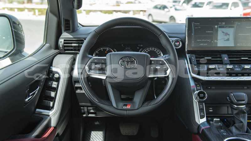 Big with watermark toyota land cruiser kanifing bakau 386