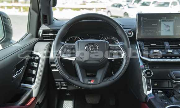 Buy New Toyota Land Cruiser White Car in Bakau in Kanifing Buy New Toyota Land Cruiser White Car in Bakau in Kanifing