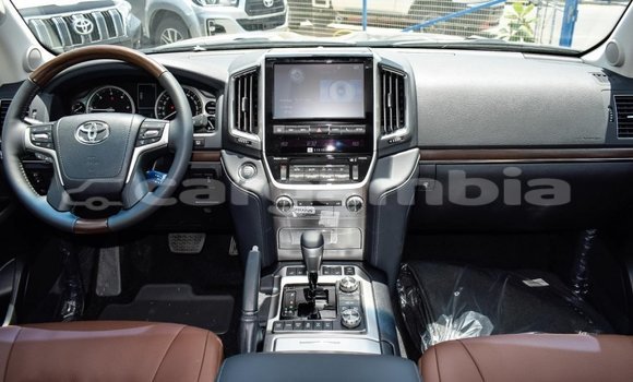اشتري جديد Toyota Land Cruiser Black سيارة في Bakau في Kanifing اشتري جديد Toyota Land Cruiser Black سيارة في Bakau في Kanifing