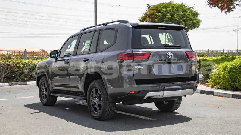Big with watermark toyota land cruiser kanifing bakau 389