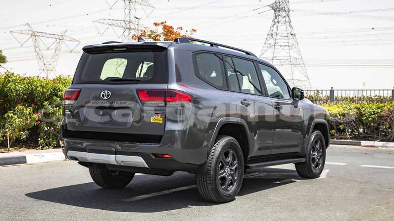 Big with watermark toyota land cruiser kanifing bakau 389