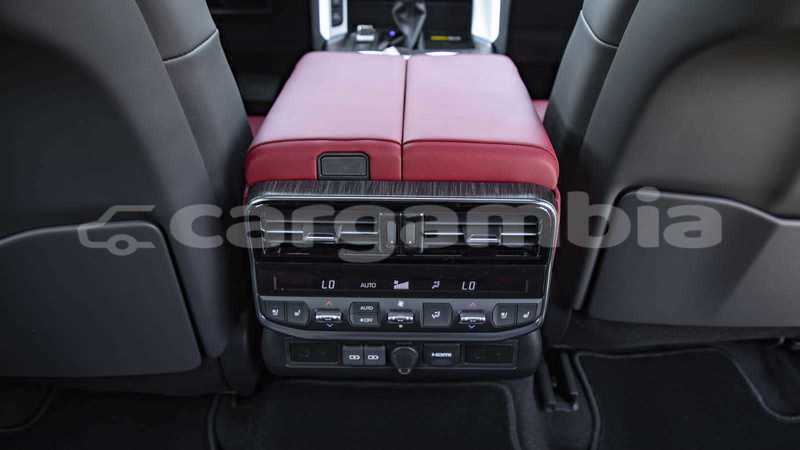 Big with watermark toyota land cruiser kanifing bakau 389