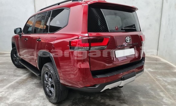 Buy New Toyota Land Cruiser Red Car in Bakau in Kanifing Buy New Toyota Land Cruiser Red Car in Bakau in Kanifing