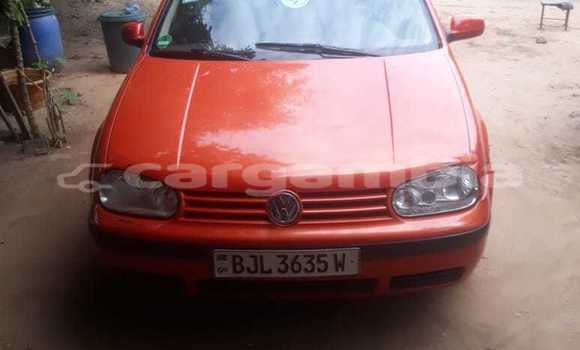 اشتري مستعمل Volkswagen Golf Red سيارة في Brikama في Brikama