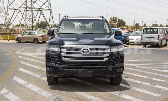 Buy New Toyota Land Cruiser Black Car in Bakau in Kanifing Buy New Toyota Land Cruiser Black Car in Bakau in Kanifing