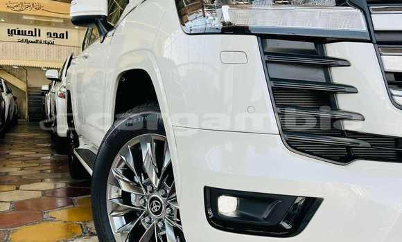 Buy New Toyota Land Cruiser White Car in Bakau in Kanifing Buy New Toyota Land Cruiser White Car in Bakau in Kanifing