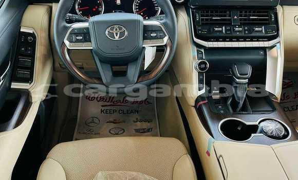 Buy New Toyota Land Cruiser White Car in Bakau in Kanifing Buy New Toyota Land Cruiser White Car in Bakau in Kanifing