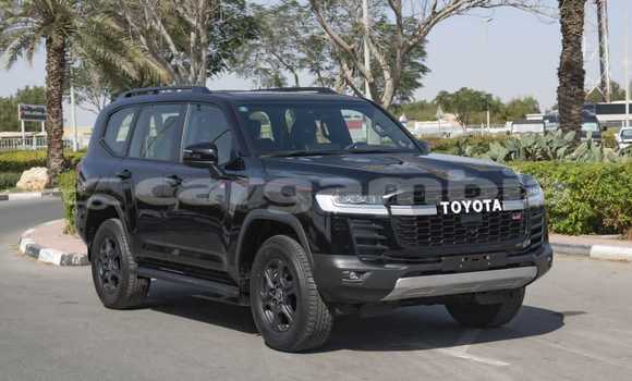 Buy New Toyota Land Cruiser Black Car in Bakau in Kanifing Buy New Toyota Land Cruiser Black Car in Bakau in Kanifing