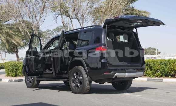 Buy New Toyota Land Cruiser Black Car in Bakau in Kanifing Buy New Toyota Land Cruiser Black Car in Bakau in Kanifing