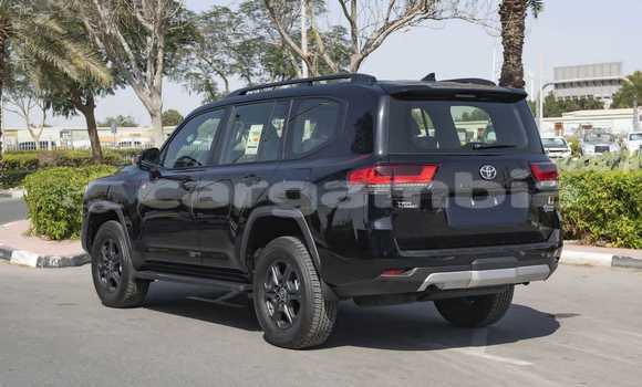 Buy New Toyota Land Cruiser Black Car in Bakau in Kanifing Buy New Toyota Land Cruiser Black Car in Bakau in Kanifing