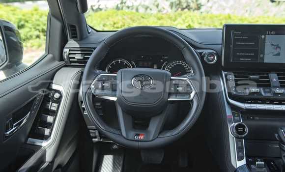 Buy New Toyota Land Cruiser Black Car in Bakau in Kanifing Buy New Toyota Land Cruiser Black Car in Bakau in Kanifing