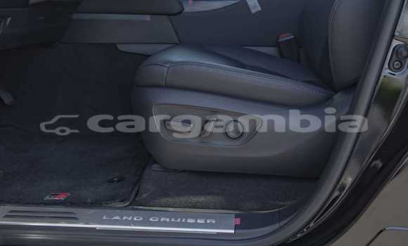 Buy New Toyota Land Cruiser Black Car in Bakau in Kanifing Buy New Toyota Land Cruiser Black Car in Bakau in Kanifing