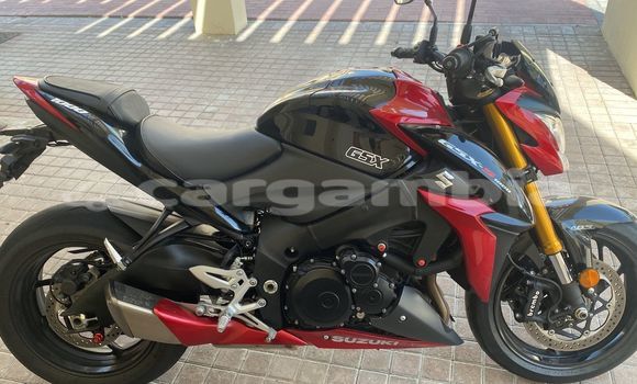 Buy Used Suzuki GSX Red Bike in Banjul in Banjul Buy Used Suzuki GSX Red Bike in Banjul in Banjul