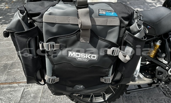 Buy Used BMW R1200GS Adventure Black Bike in Janjanbureh in Janjanbureh Buy Used BMW R1200GS Adventure Black Bike in Janjanbureh in Janjanbureh