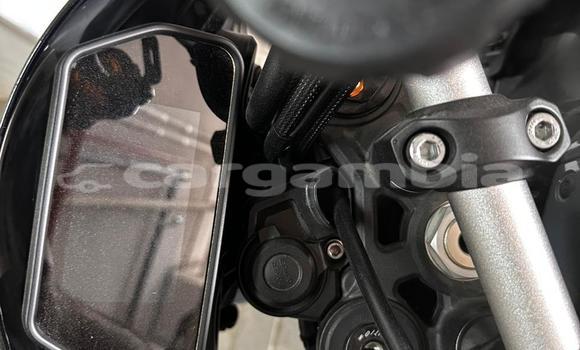 Buy Used Yamaha MT Beige Bike in Banjul in Banjul Buy Used Yamaha MT Beige Bike in Banjul in Banjul