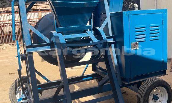 Buy New Izh 21261 «Fabula» Blue Car in Serekunda in Kanifing Buy New Izh 21261 «Fabula» Blue Car in Serekunda in Kanifing