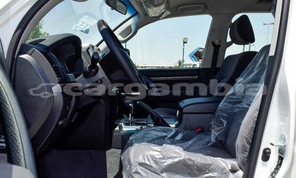 اشتري جديد Toyota Land Cruiser White سيارة في Bakau في Kanifing اشتري جديد Toyota Land Cruiser White سيارة في Bakau في Kanifing