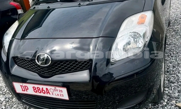 اشتري مستعمل Toyota Vitz Black سيارة في Banjul في Banjul