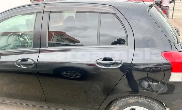 اشتري مستعمل Toyota Vitz Black سيارة في Banjul في Banjul اشتري مستعمل Toyota Vitz Black سيارة في Banjul في Banjul