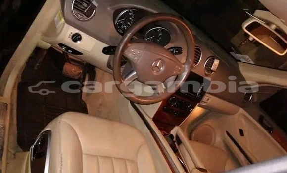Buy Used Mercedes-Benz E-Classe Other Car in Banjul in Banjul Buy Used Mercedes-Benz E-Classe Other Car in Banjul in Banjul