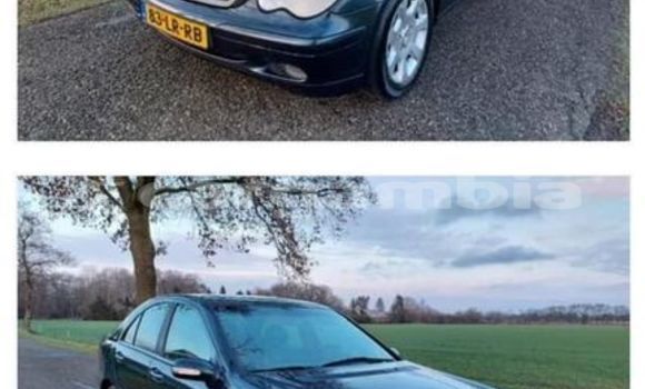 Acheter Occasion Voiture Mercedes-Benz 190 SL Noir à Banjul, Banjul Acheter Occasion Voiture Mercedes-Benz 190 SL Noir à Banjul, Banjul