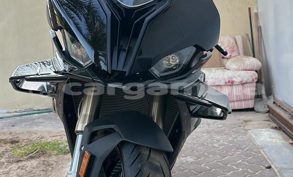 Buy Used BMW S 1000 Black Bike in Banjul in Banjul Buy Used BMW S 1000 Black Bike in Banjul in Banjul