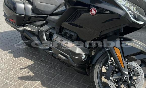 اشتري مستعمل Honda GOLD WING Black دراجة نارية في Banjul في Banjul